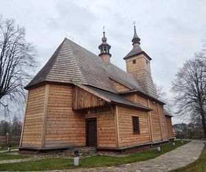 Zabytkowy kościół w Soninie