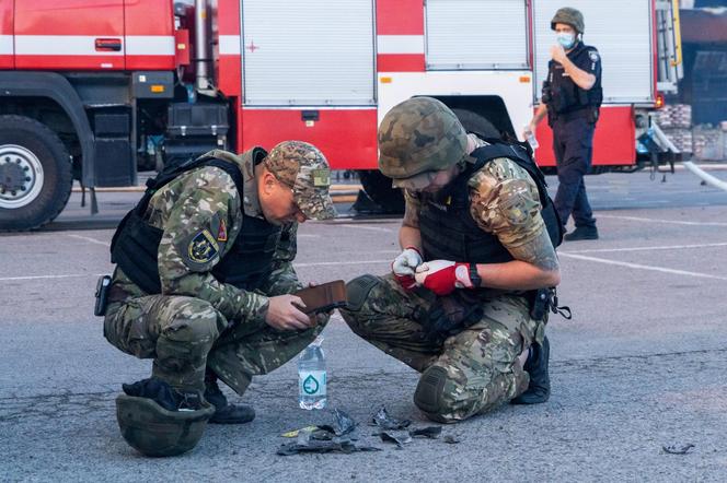 Ukraina. Rosjanie zaatakowali hipermarket w Charkowie! 12 ofiar śmiertelnych