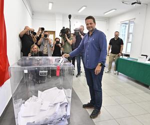 Tak głosują warszawscy politycy. Złapaliśmy Rafała Trzaskowskiego i Hannę Gronkiewicz-Waltz przy urnach