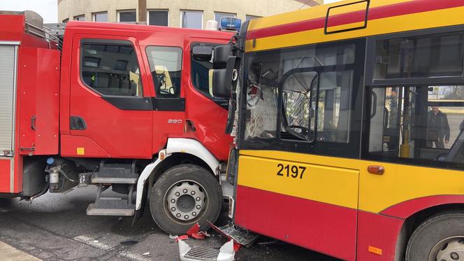 Groźny wypadek na Przybyszewskiego w Łodzi