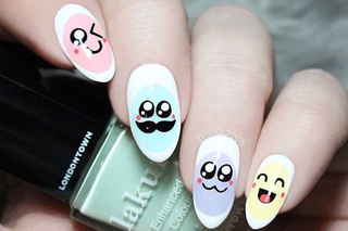 manicure na wielkanoc