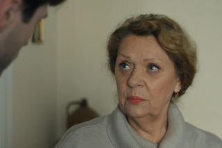 Barwy szczęścia odc. 3204. Józefina Rawiczowa (Elżbieta Jarosik), Cezary (Marcel Opaliński)