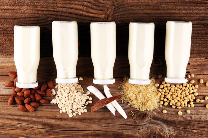 Które mleko roślinne jest najzdrowsze?