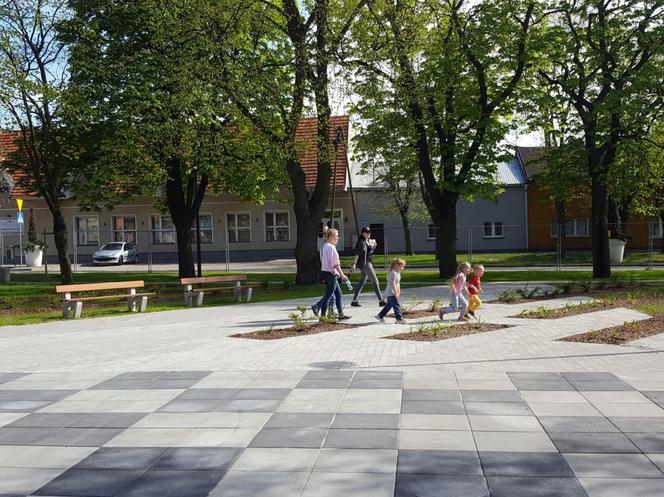 Park na Rynku Zaborowskim w Lesznie już otwarty