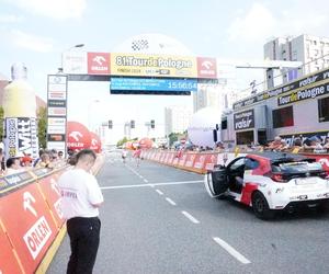 Tour de Pologne w Katowicach. Kibice na mecie oklaskiwali kolarzy