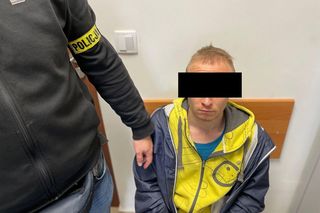 Lublin. Roznosiciel ulotek zaatakował starszą kobietę. 24-letni Bartosz wpadł w furię