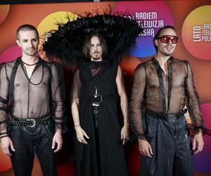 Michał Szpak tak się przejął na scenie, że zgubił mikrofon! Na szczęście nie był sam