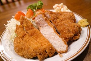 Kotlet schabowy niczym z królewskiej kuchni. Tak przygotowany schaboszczak zachwyci nawet teściową