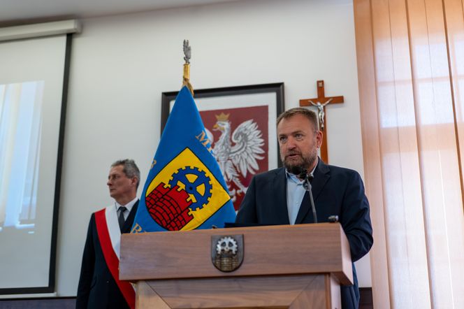 Zaprzysiężenie nowego prezydenta Zabrza. Kamil Żbikowski złożył ślubowanie i zwrócił się do mieszkańców