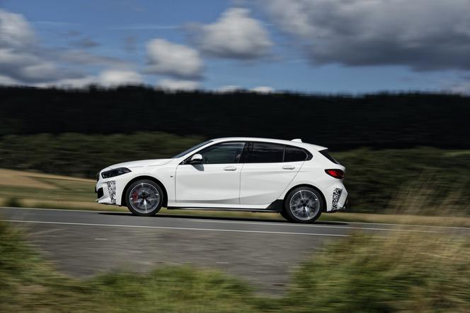 (2021) BMW 128ti - nowy przednionapędowy hot-hatch