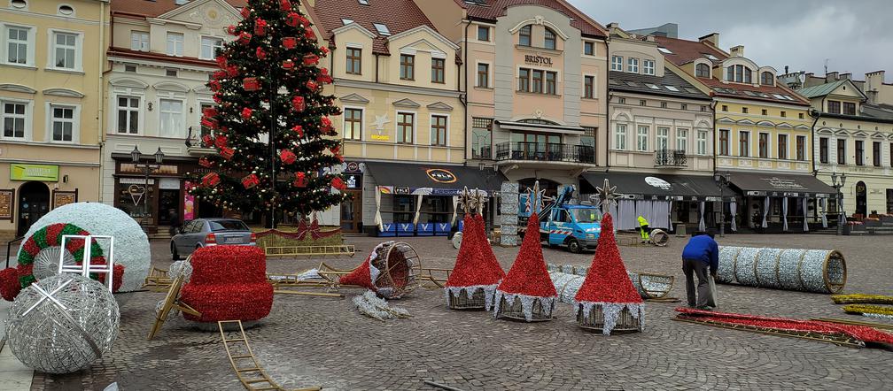 Na Rynku powstaje świąteczny zamek! Tak będzie wyglądał [FOTO]