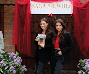 Aldona Wleklak promowała trzecią część Sagi niewoli w Wielkopolsce. Kto przyszedł jej pogratulować?