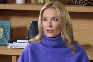 Barwy szczęścia, odcinek 2850: Karolina (Marta Dąbrowska)