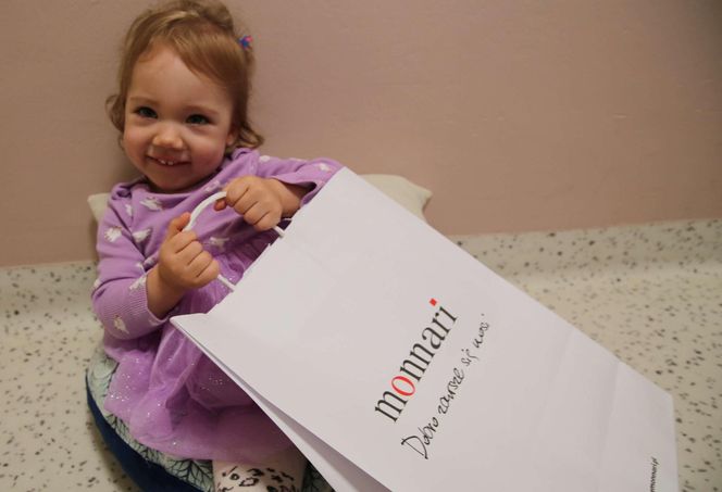 Chorą Nadię leczy czuły dotyk. To jedyne takie dziecko na świecie