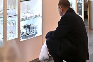 Robert Telus kupił żonie bransoletkę