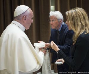 Papież Franciszek spotykał się na przestrzeni lat z gwiazdami