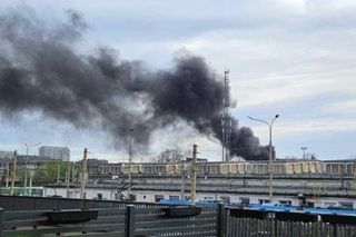 Czarne chmury dymu nad Wrocławiem. Pożar przy Parku Słowiańskim