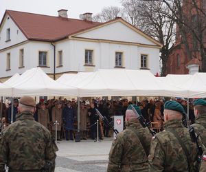 Tak białostoczanie uczcili Narodowe Święto Niepodległości 2024 w Białymstoku [ZDJĘCIA]