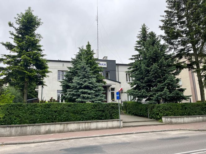 Darek zatrąbił przed komisariatem i pojechał dalej. Grozi mu do 5 lat więzienia