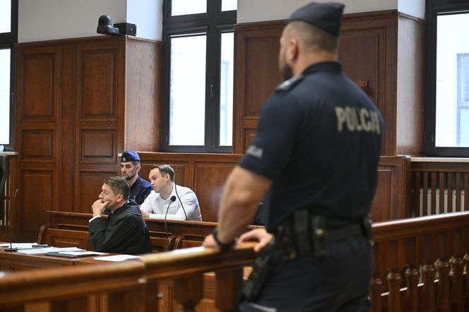 Proces Dawida Mirkowskiego o zabójstwo na Nowym Świecie. "Ja go, k***a, pociąłem!"