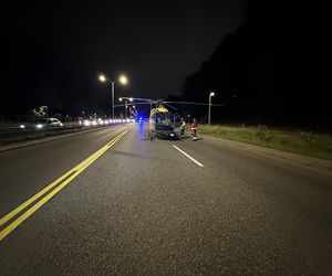 Makabra na Wisłostradzie. Roztrzaskane auta i motocykle. Dwie osoby reanimowane w tym dziecko 