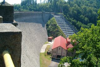 Zapomniany gigant Dolnego Śląska. Zapora Pilchowicka pojawiła się nawet w grze komputerowej