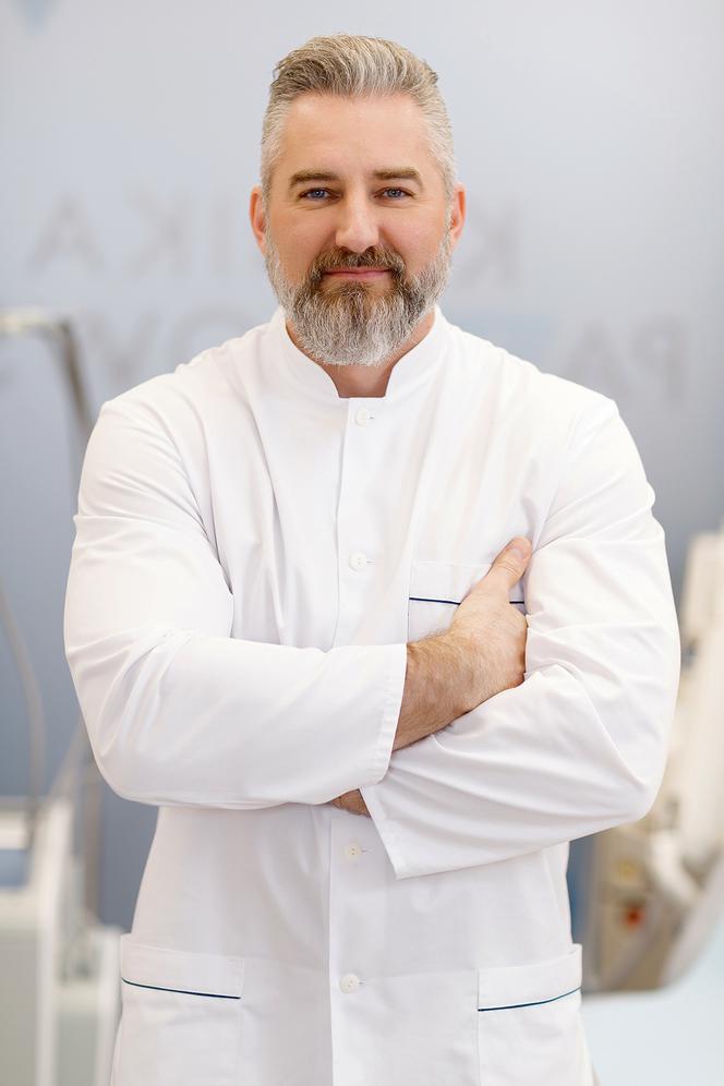 Bartosz Pawlikowski specjalista dermatolog, ekspert w dziedzinie laseroterapii, Klinika Pawlikowski w Łodzi