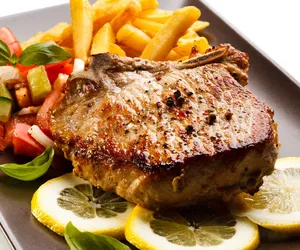 Kotlet schabowy po angielsku. Spróbuj, a przekonasz się, jak jest soczysty