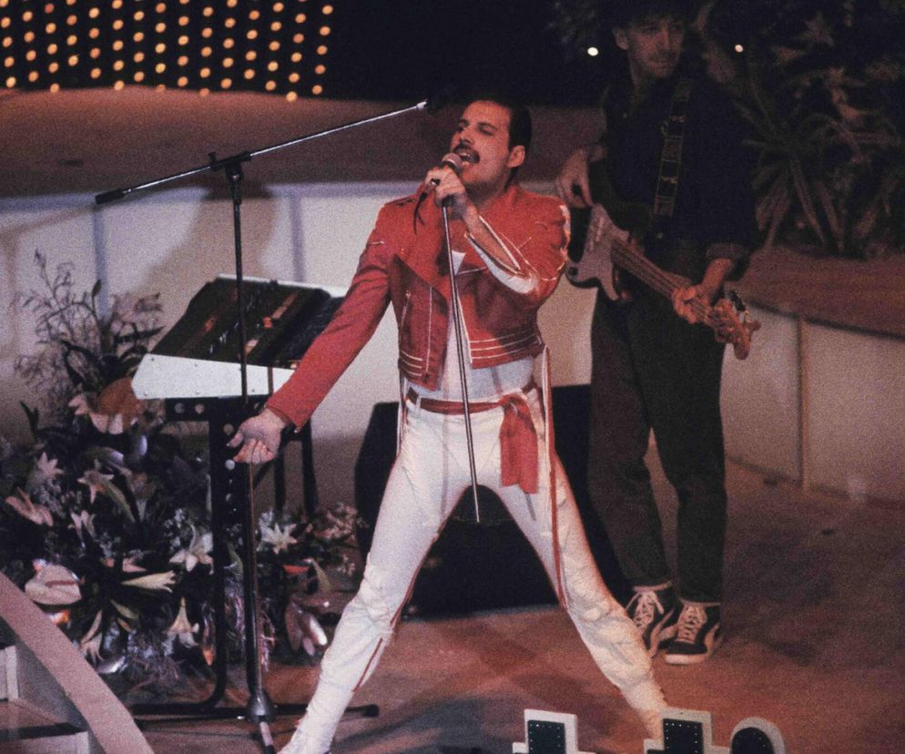 18-letni Freddie Mercury na niezwykłym nagraniu! Tak prezentował się jako student