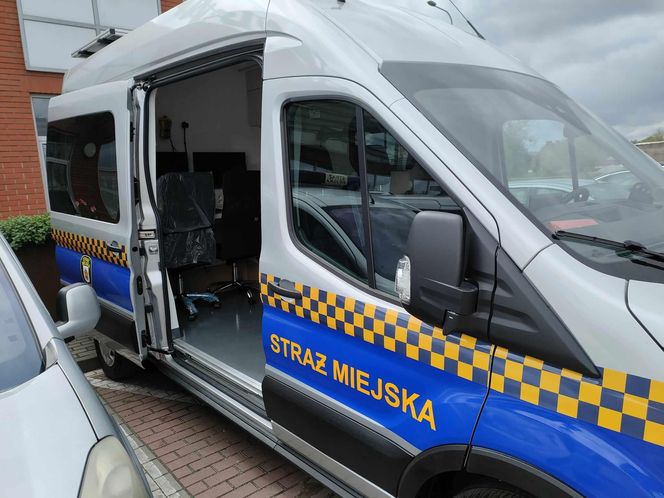 Straż Miejska Łomży już ze smogobusem. Wiemy, kiedy pojazd wyruszy w miasto! ZDJĘCIA