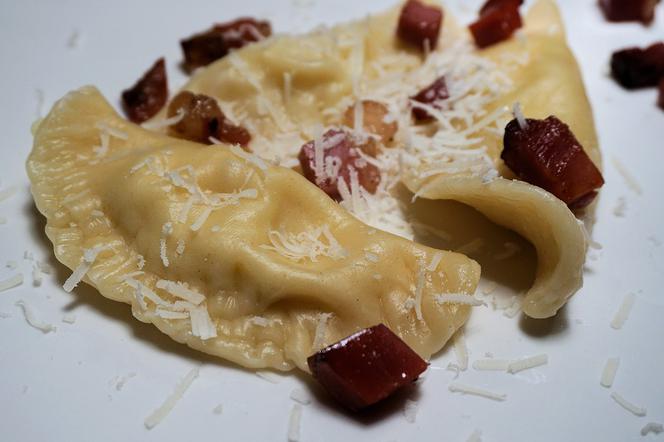 Zabierz mamę na kolację! Oto TOP 10 restauracji, które warto odwiedzić w Dzień Matki 2018 [GALERIA]