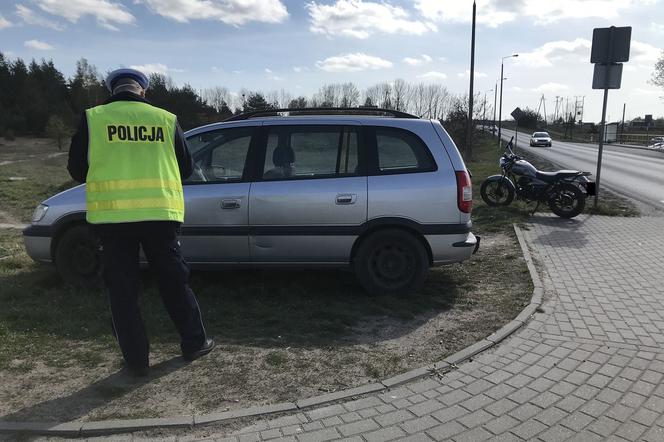 Motocyklista o włos od ŚMIERCI. Koszmarna sytuacja na drodze! 