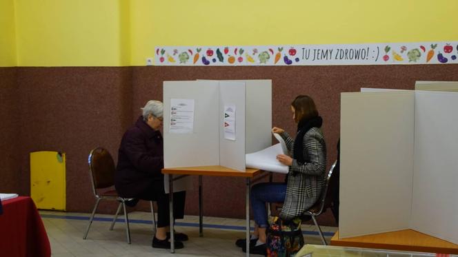 Wybory 2023 we Wrocławiu i regionie. Mieszkańcy wybierają posłów i senatorów