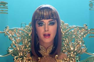 Katy Perry w klipie Dark Horse