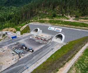 Tak wygląda obecnie budowa S1 Przybędza Milówka. Powstaną tu ogromne estakady, dwa tunele i centrum zarządzania ruchem