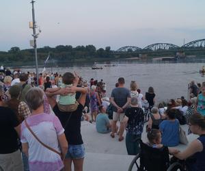 Festiwal Wisły 2023 w Bydgoszczy. Tak było na paradzie łodzi [ZDJĘCIA]
