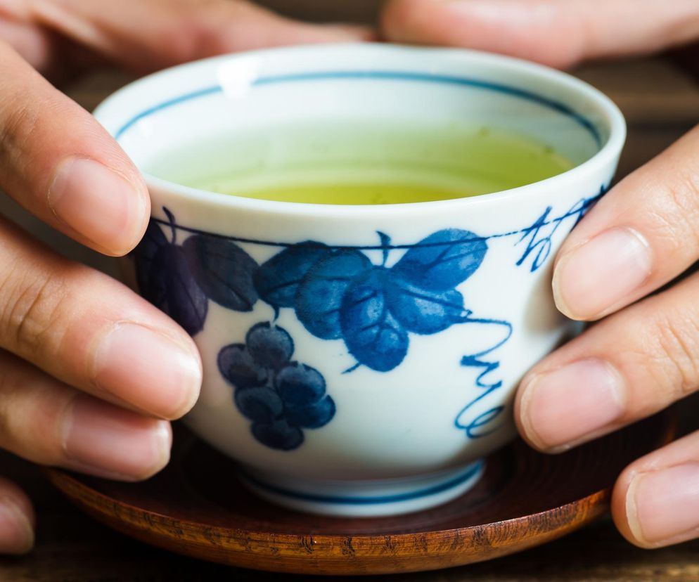 Co się dzieje z twoim ciałem kiedy pijesz zieloną herbatę? Oto 8 faktów