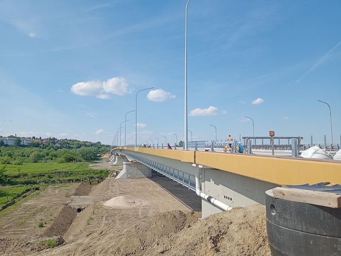 Budowa mostu w Sandomierzu. Wiosna 2025