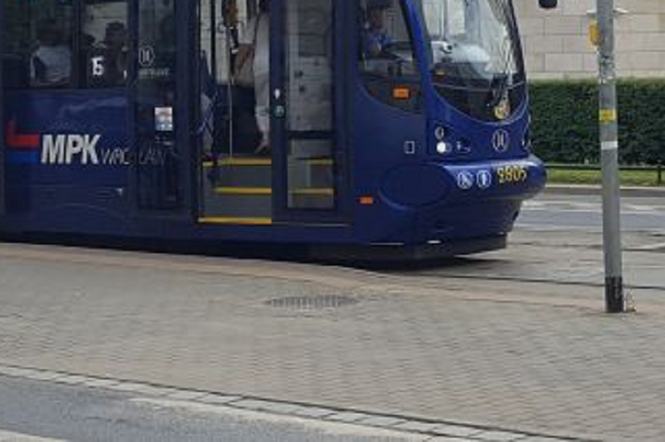 Producent sprawdza teraz drzwi we wszystkich tramwajach (zdjęcie poglądowe)