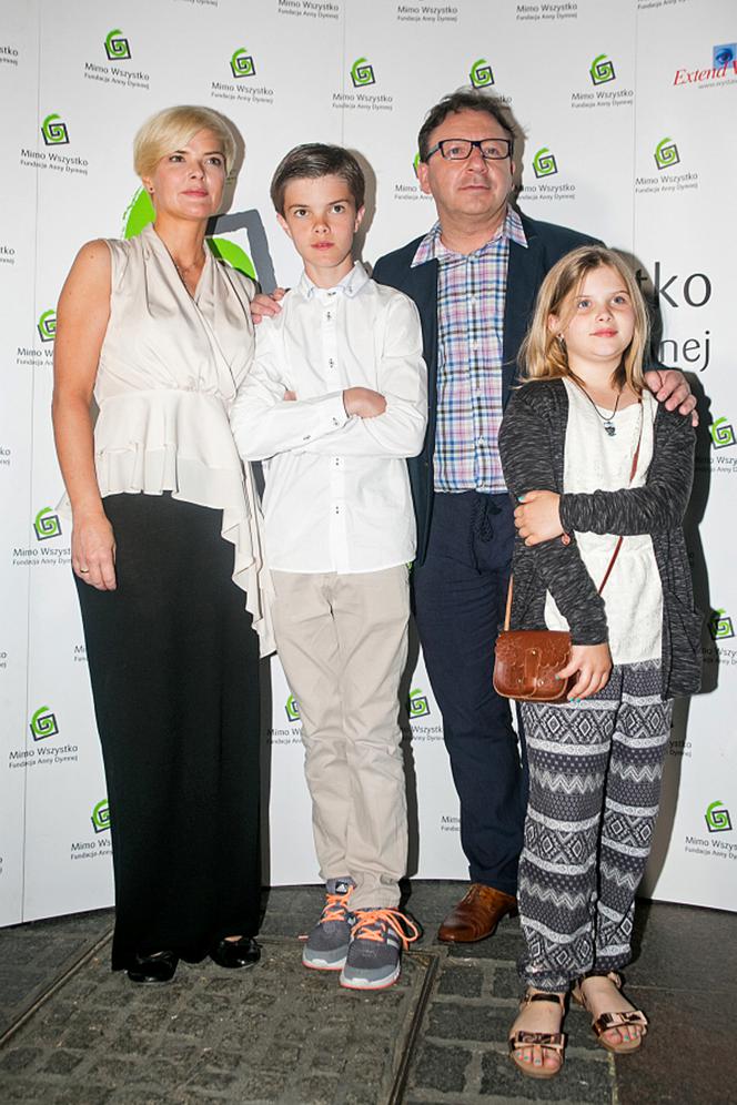 Zbigniew Zamachowski, Monika Richardson z córką Zofią i synem Tomaszem. 2015r.