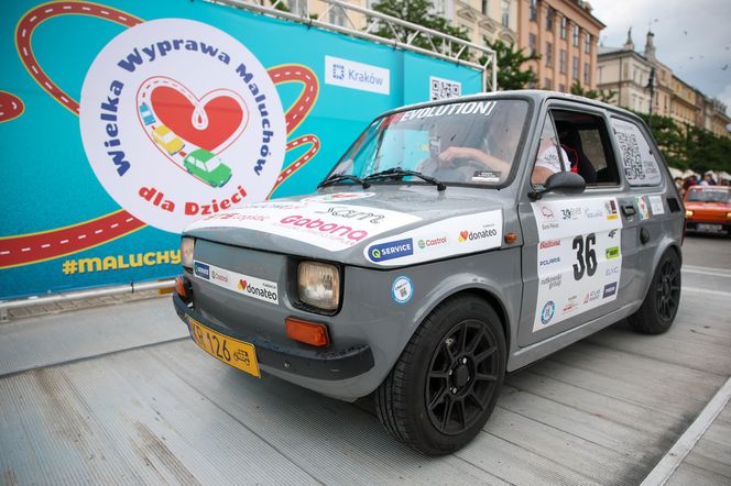 Finał Wielkiej Wyprawy Maluchów na Rynku w Krakowie