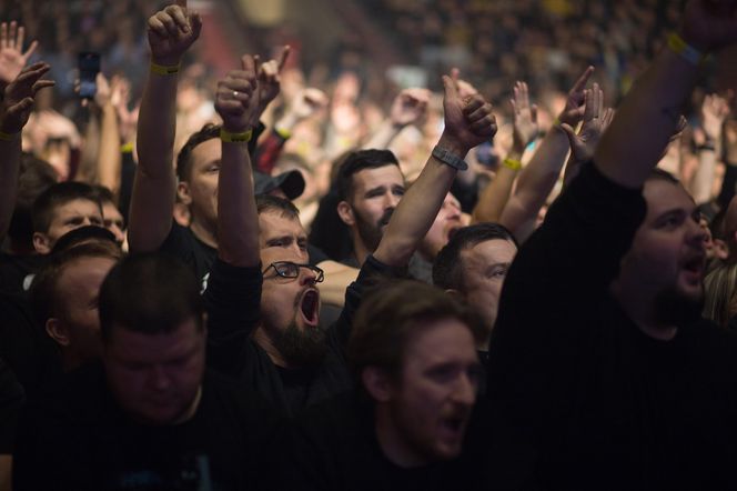 Coma rozsadziła Spodek. Fantastyczny comeback łódzkiego zespołu. Spodek wypełniony po brzegi