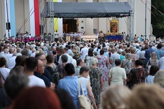 76. rocznica Cudu Lubelskiego. Procesja różańcowa w centrum Lublina