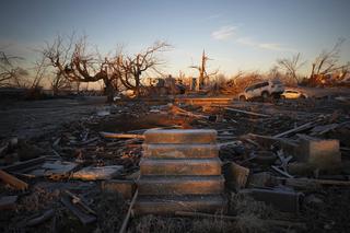 Tak najgorsze tornado w dziejach zniszczyło USA! Szokujące zdjęcia