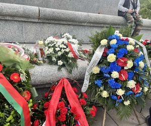 Protest na Cmentarzu Mauzoleum Żołnierzy Radzieckich w Warszawie (9.05.2025)