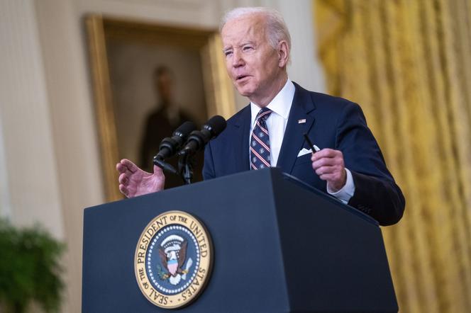 Biden odpowiada na inwazję Rosji na Ukrainę. Nasze sankcje ograniczą i zmniejszą ich możliwości gospodarcze