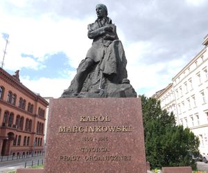To jedna z najważniejszych postaci dla miasta. Historia Karola Marcinkowskiego [ZDJĘCIA]