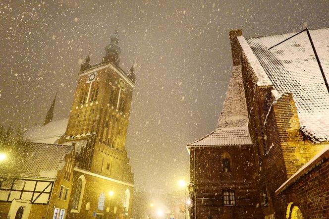 Ostry mróz i nawet pół metra śniegu! Eksperci ostrzegają. Potężny wyż i niż na zmianę będą wdzierać się do Polski