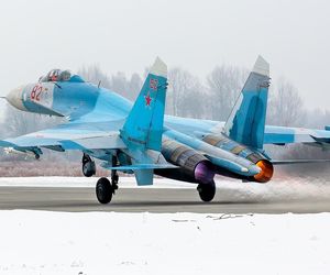 Samolot Su-27