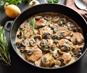 Przygotowałam schab w sosie z grzybami i podbiłam serca wszystkich. To prosty przepis, który nigdy nie zawodzi